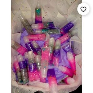Flavoring lipglosses